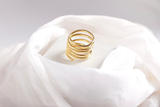 Eternal chunky loops ring