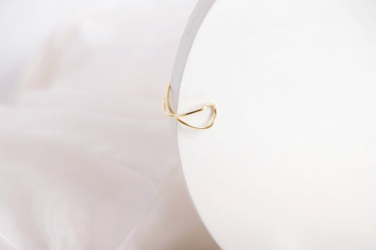 Eternal ear cuff